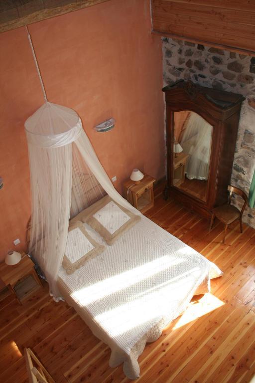 Chambres D'Hotes La Cime Beaujolaise Poule-lès-Écharmeaux Szoba fotó
