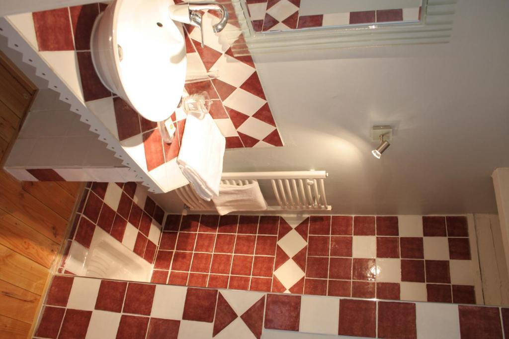 Chambres D'Hotes La Cime Beaujolaise Poule-lès-Écharmeaux Kültér fotó